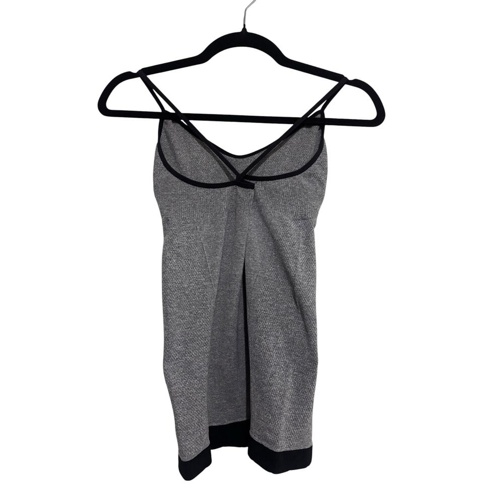 Daze Gray Ribbed Racerback Athletic Tank – One Size S/M, Removable Padding - Picture 6 of 6